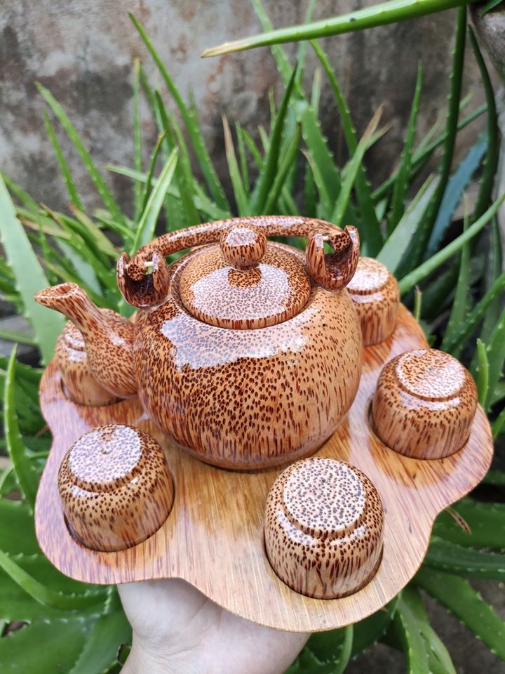 coconut wood teapot